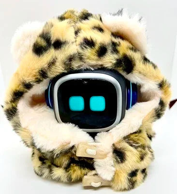 EMO robots and accessories, clothing, emotional AI companion